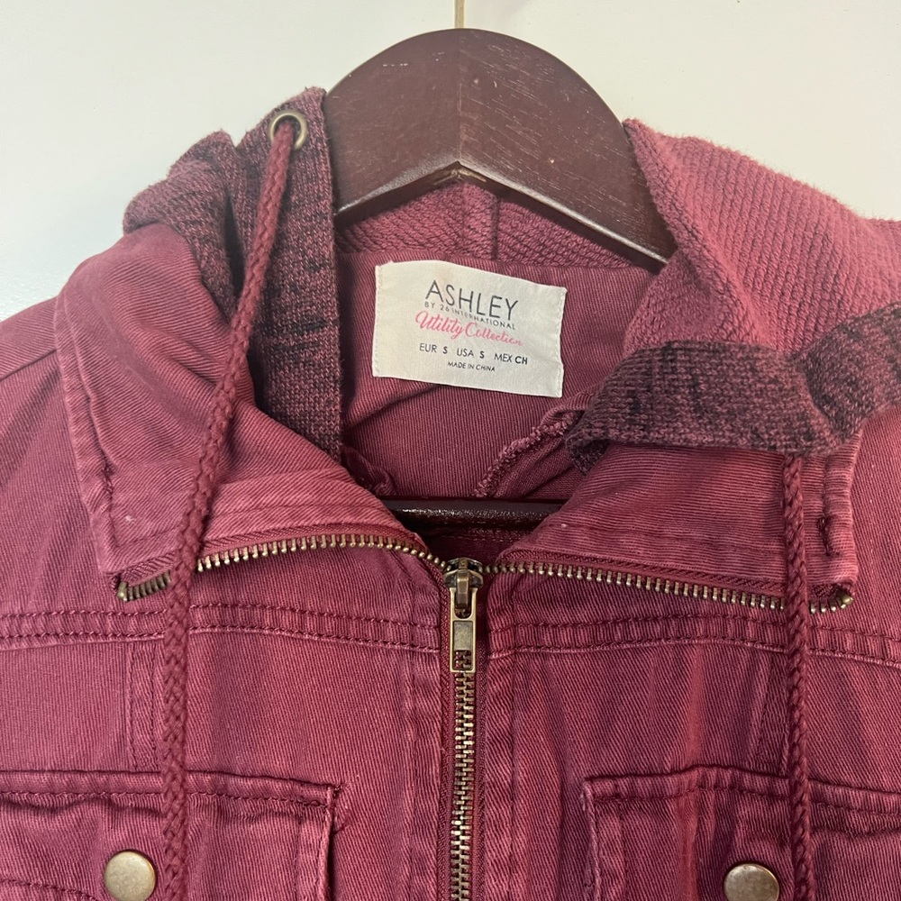 Ashley By 26 International Burgundy Utility Jacket with Hood - Picture 3 of 6